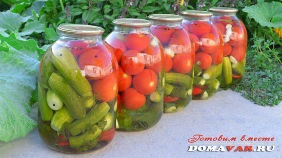 Огурцы с помидорами на зиму рецепт с фото